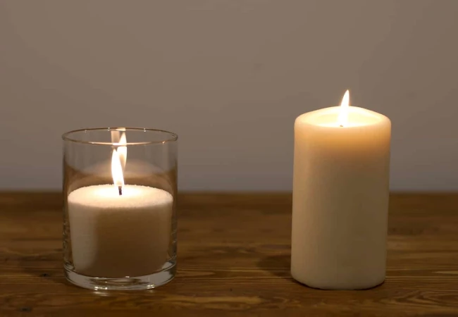 Kerzensand vs. klassische Kerzen – Was ist besser?